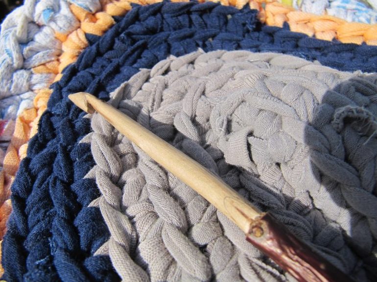 Вязание крючком коврика
